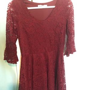 Style therapy burgundy lacy dress size medium